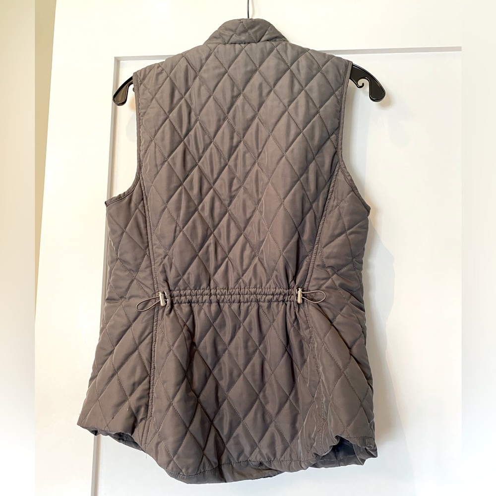 Croft & Barrow Puffer Vest - Picture 2 of 5